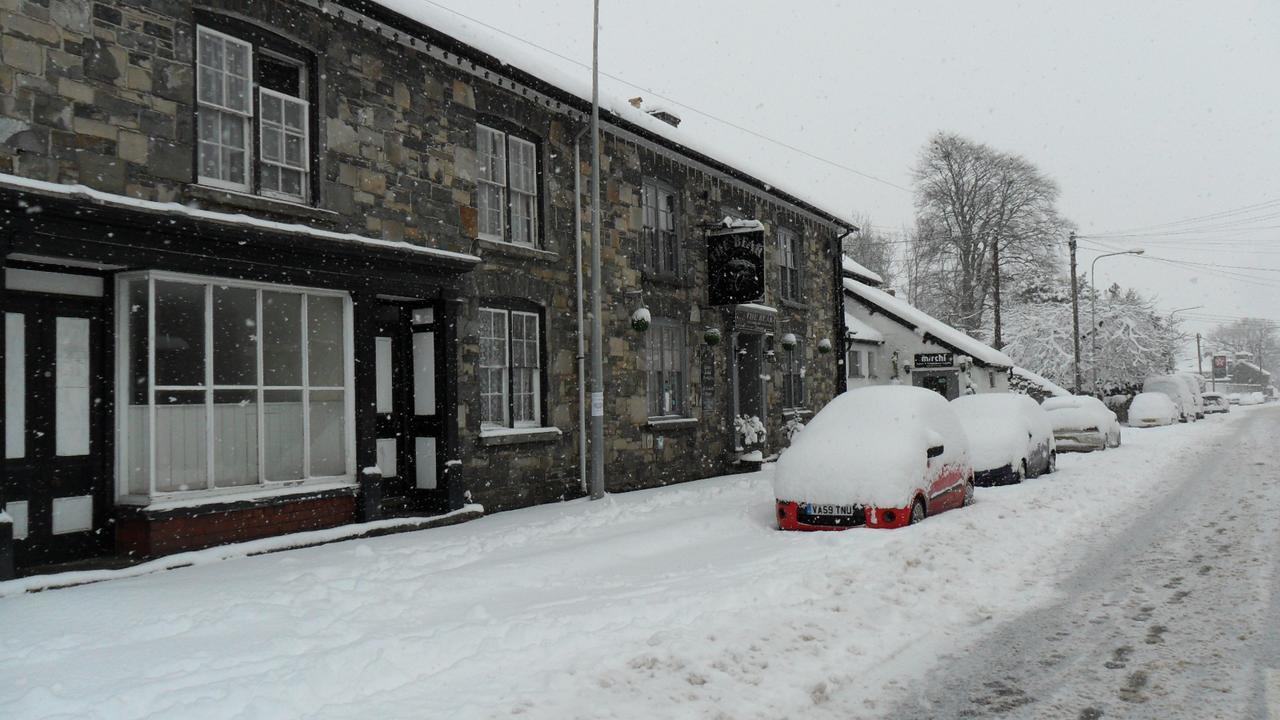 The Bear Rhayader Exterior foto